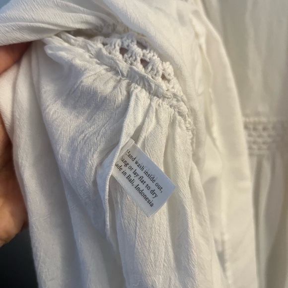 INDAH White Dress - Picture 13 of 15